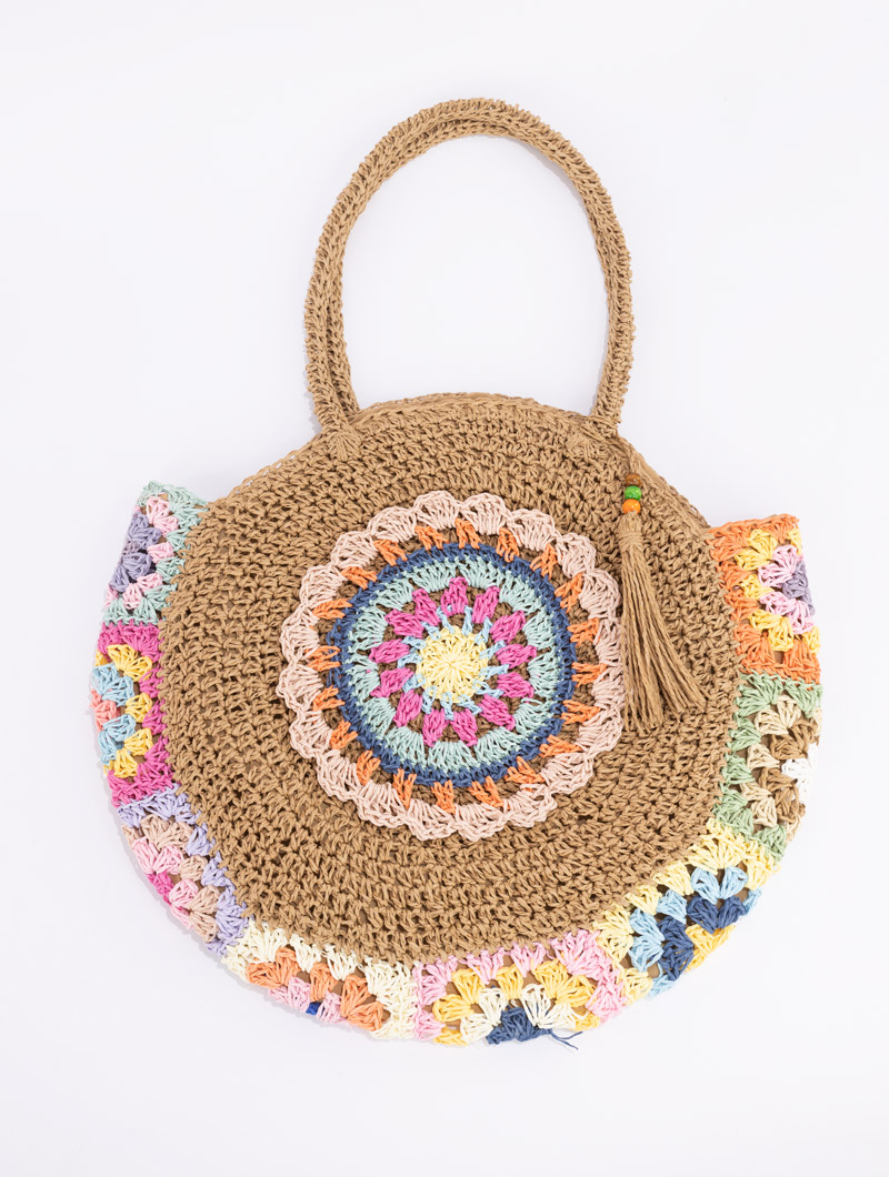 Sac de plage en crochet avec motifs colorés